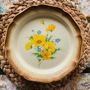 Mikasa Yellow and Blue Floral Dinner Plate